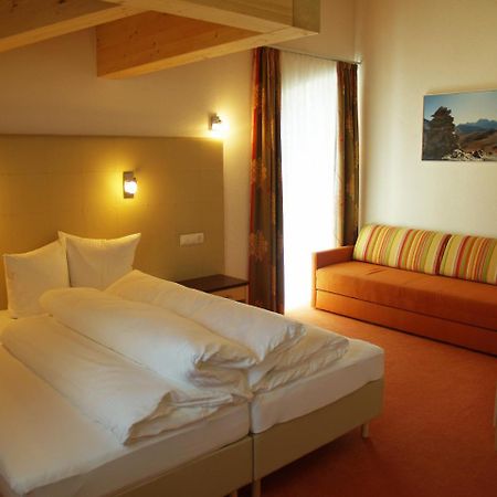 alpinea Appartements Ischgl Esterno foto