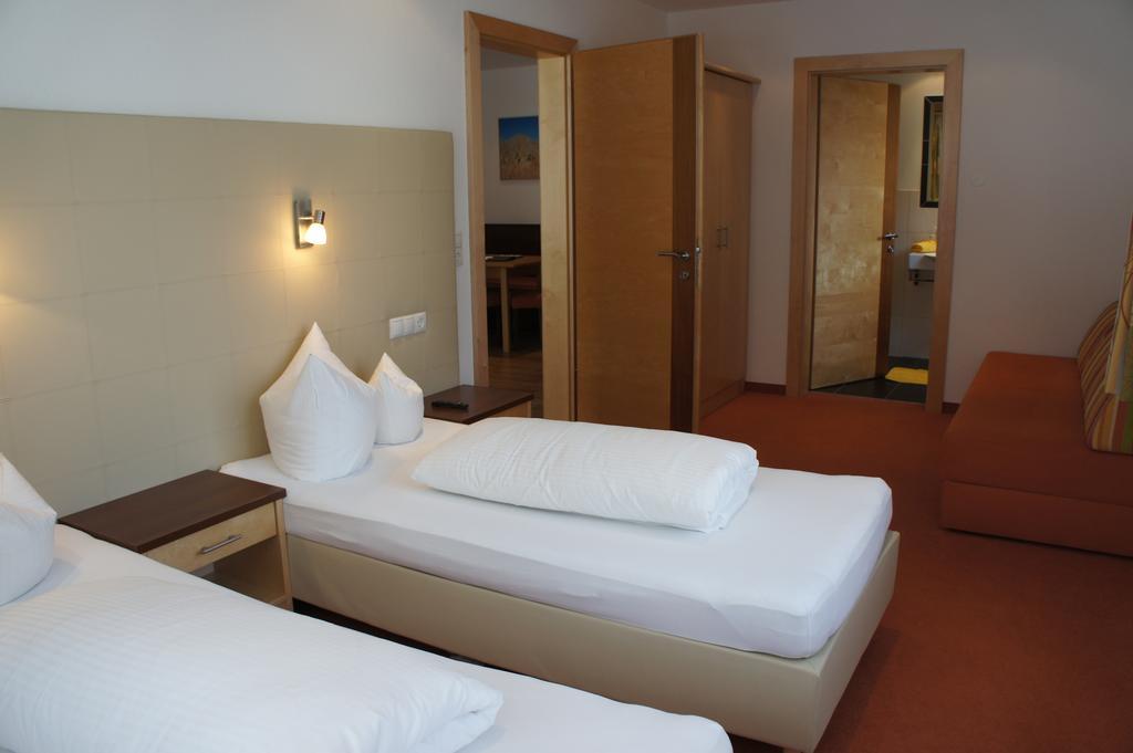 alpinea Appartements Ischgl Esterno foto