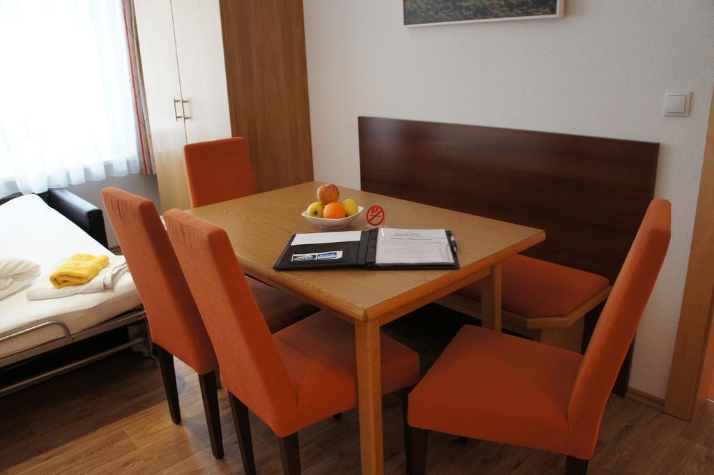 alpinea Appartements Ischgl Esterno foto
