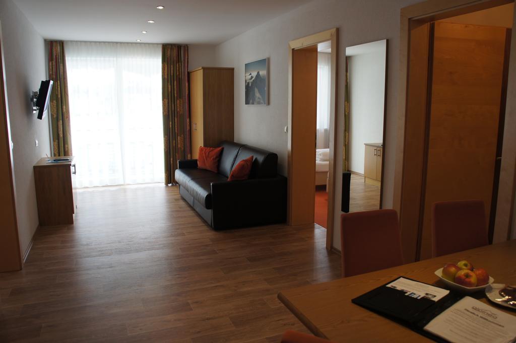 alpinea Appartements Ischgl Esterno foto