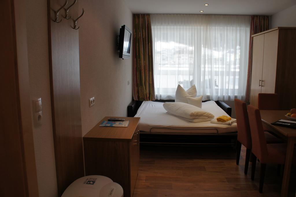 alpinea Appartements Ischgl Esterno foto