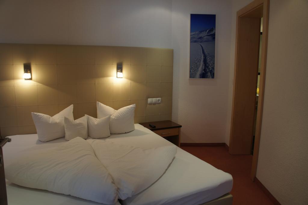 alpinea Appartements Ischgl Esterno foto